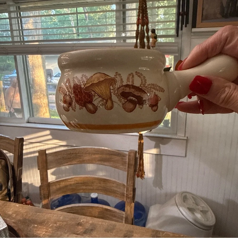 Cream Ceramic Handled Soup Bowls with Orange Trim and Mushroom Design - Set of 4